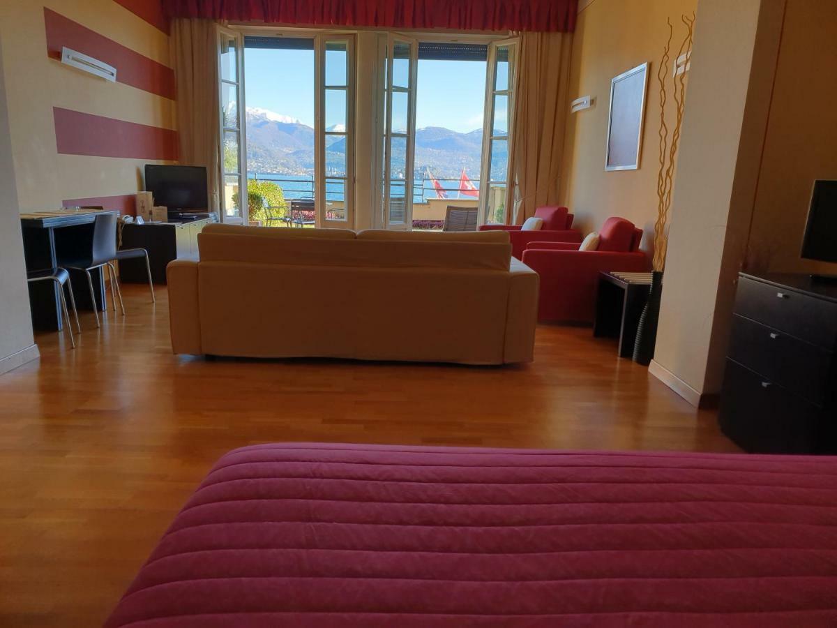 Hotel Residence La Luna Nel Porto Stresa Exteriér fotografie